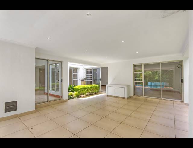 3 BEDROOM CLUSTER FOR SALE IN STRATHAVON